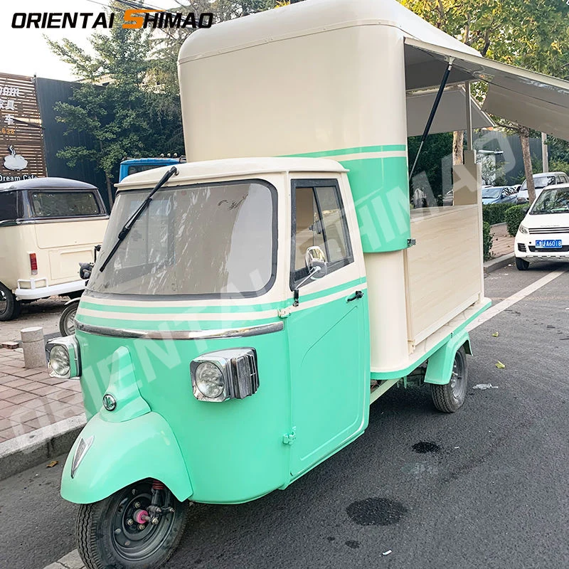Camion alimentar cu 3 roți
