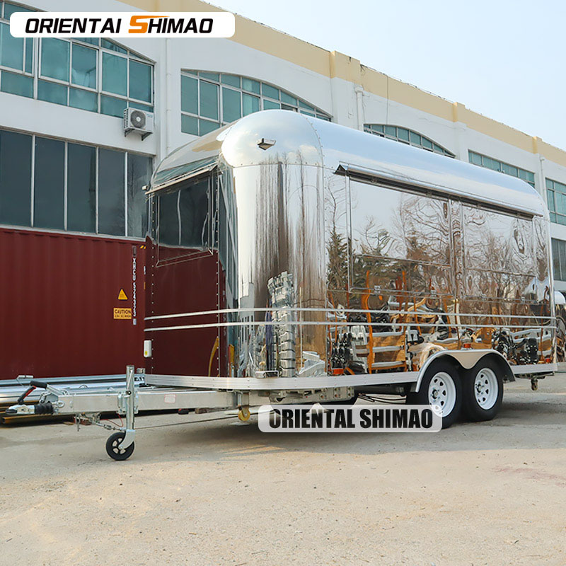 Trailer personalizat cu alimente
