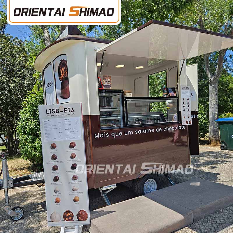 Cărucioare de mâncare cu roți