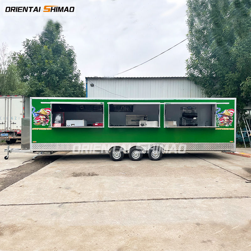 Camion de Alimente Cu Bucătărie Completa