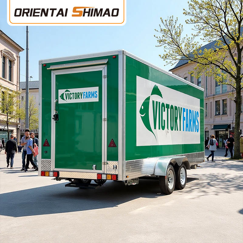 Camion cu alimente pentru salate organice